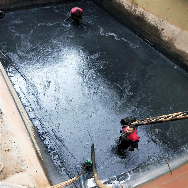 贵德废水池清理